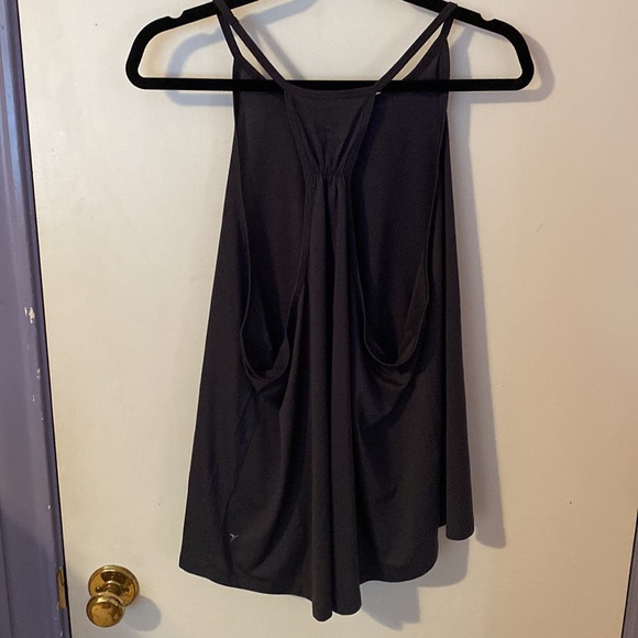 Old Navy Active top size XXL - Picture 3 of 5